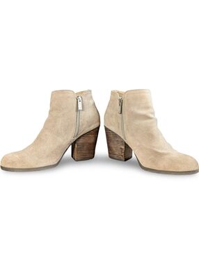 Kenneth Cole Reaction Suede Womens Ankle Booties Size 8.5M Tan Beige Block Heel